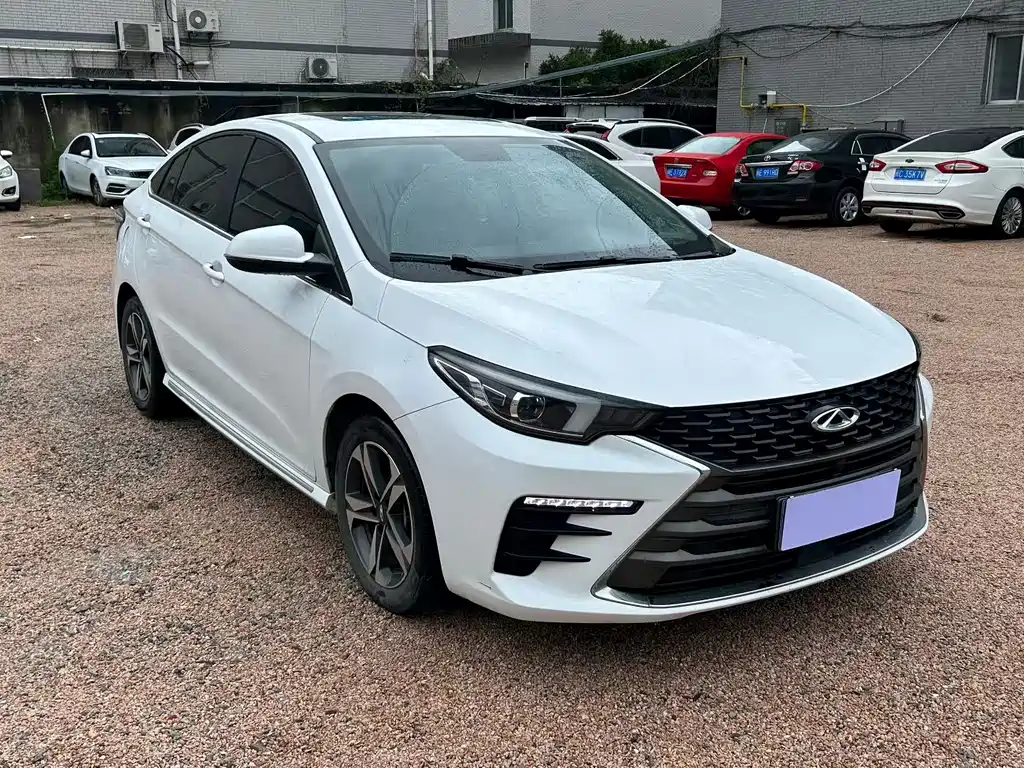 Chery Arrizo 5 PLUS — миниатюра 3
