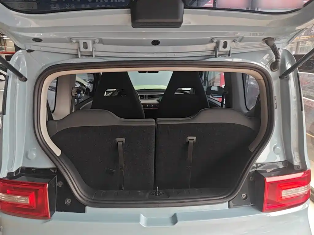 Wuling MINIEV — миниатюра 19