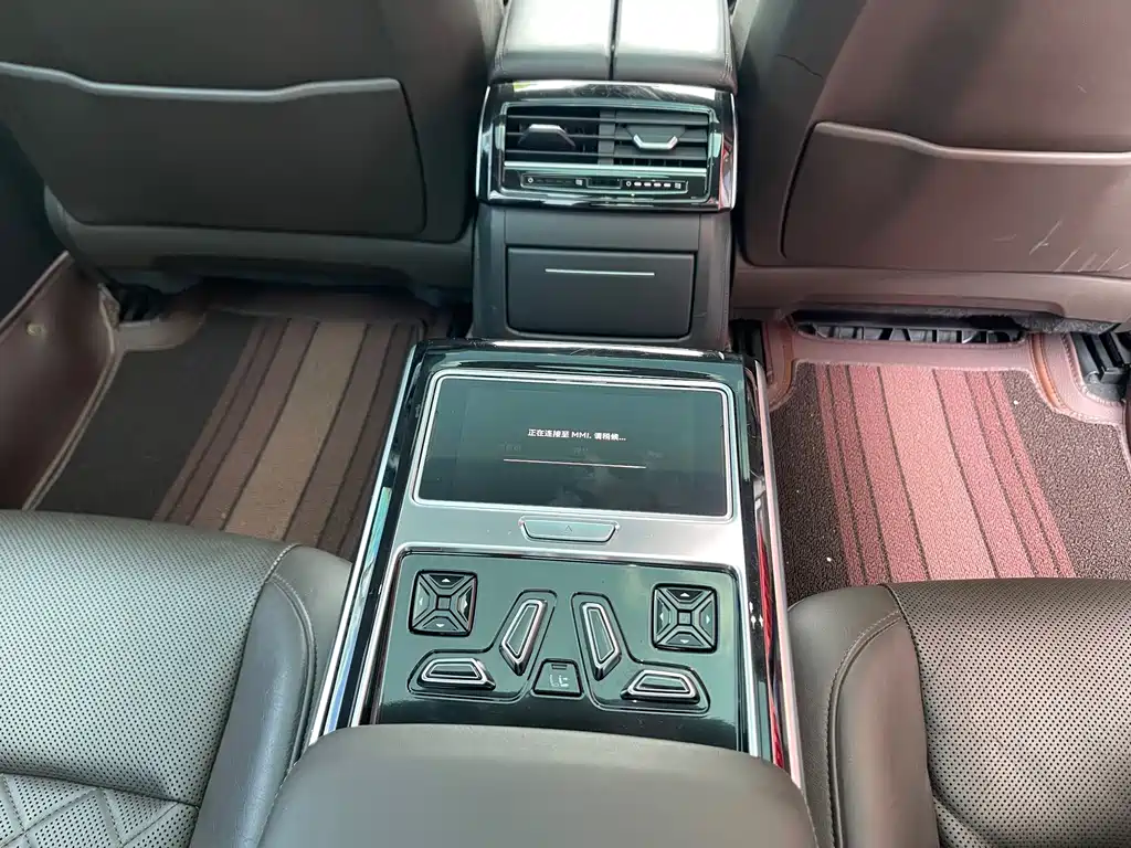 Audi A8 — миниатюра 18