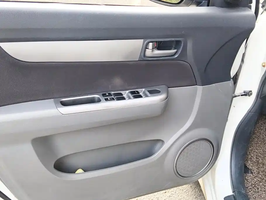 Suzuki Swift — миниатюра 7