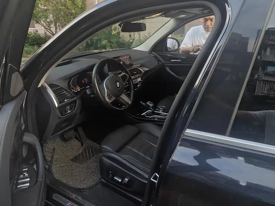 BMW X3 — миниатюра 9