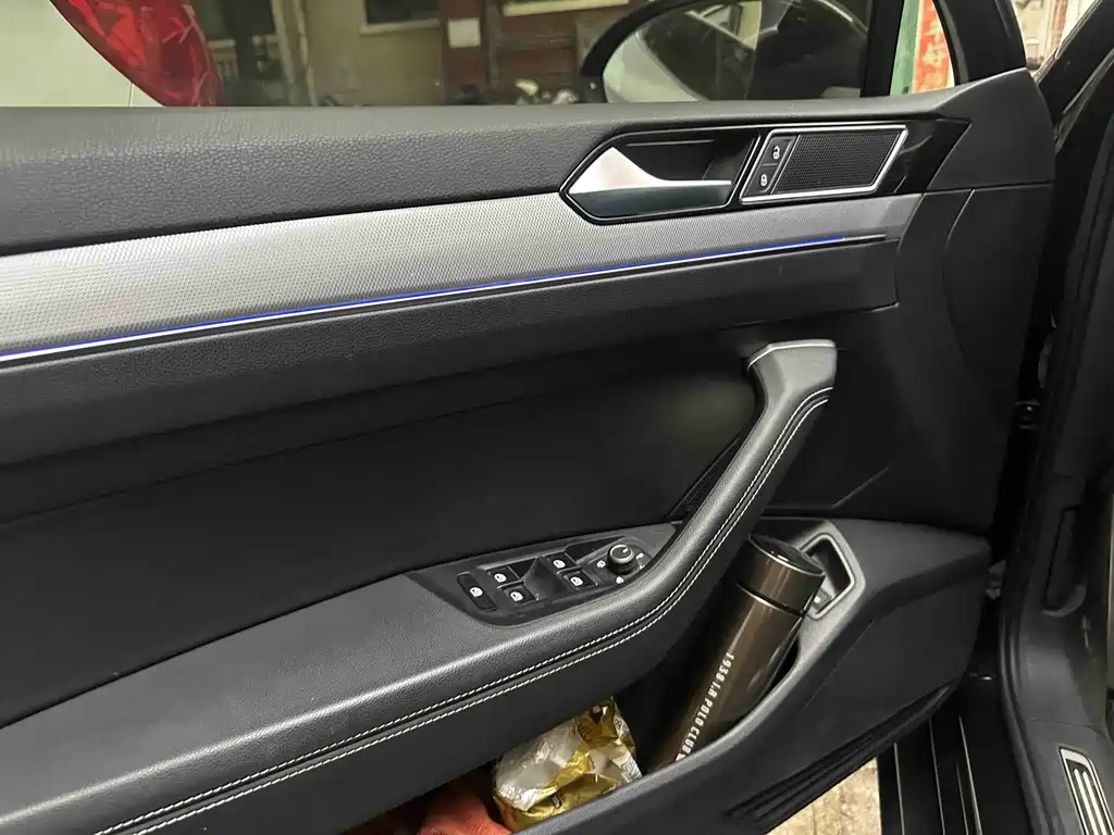 Volkswagen Magotan PHEV — миниатюра 5