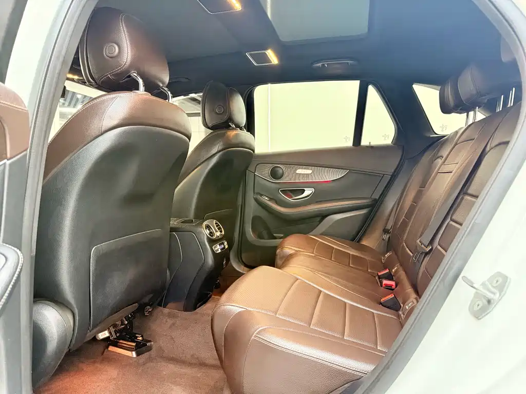 Mercedes-Benz GLC — миниатюра 8