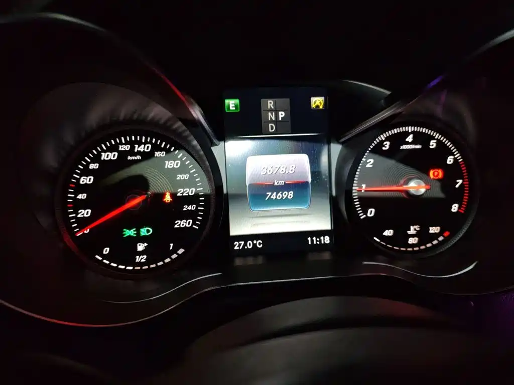 Mercedes-Benz C-Class — миниатюра 13