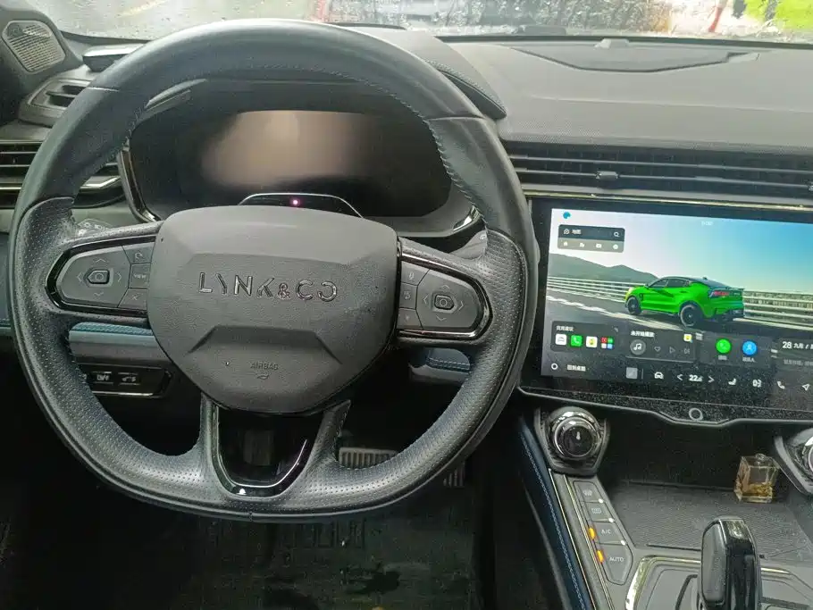 Lynk & Co 05 EM-P — миниатюра 12