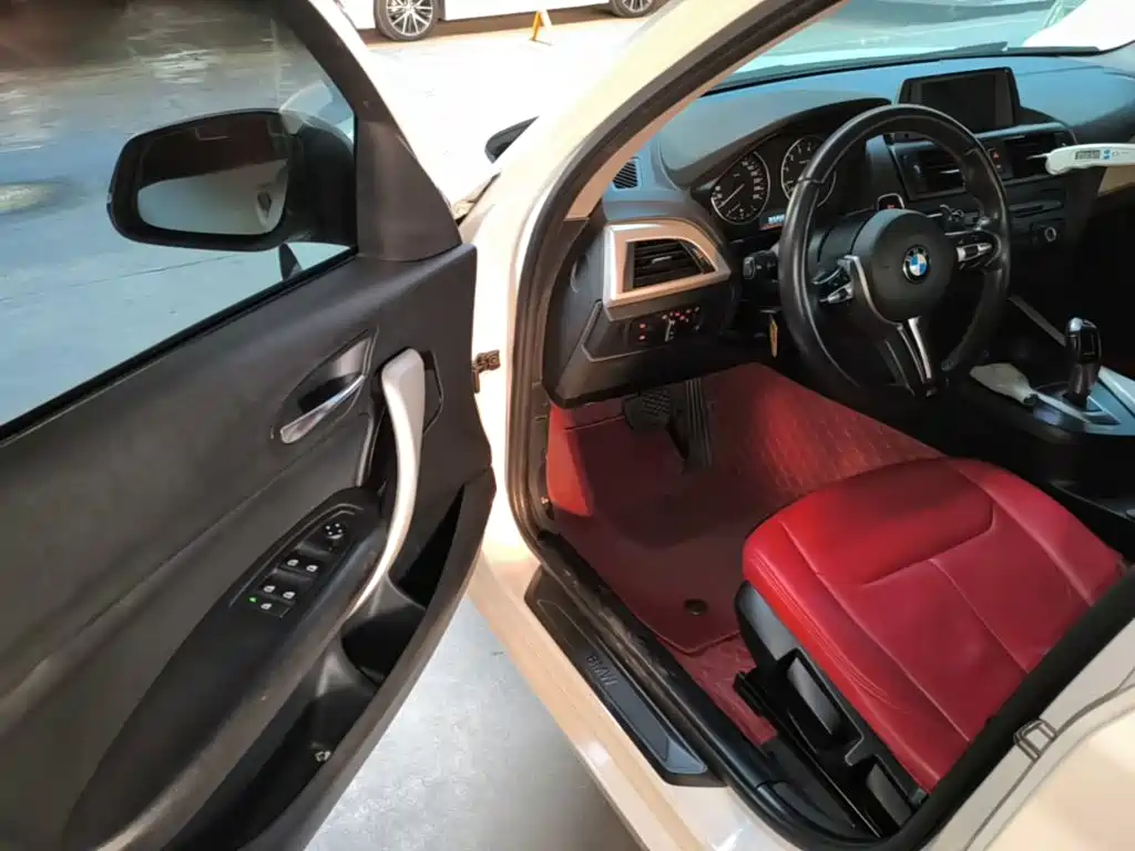 BMW 1 Series (Import) — миниатюра 16