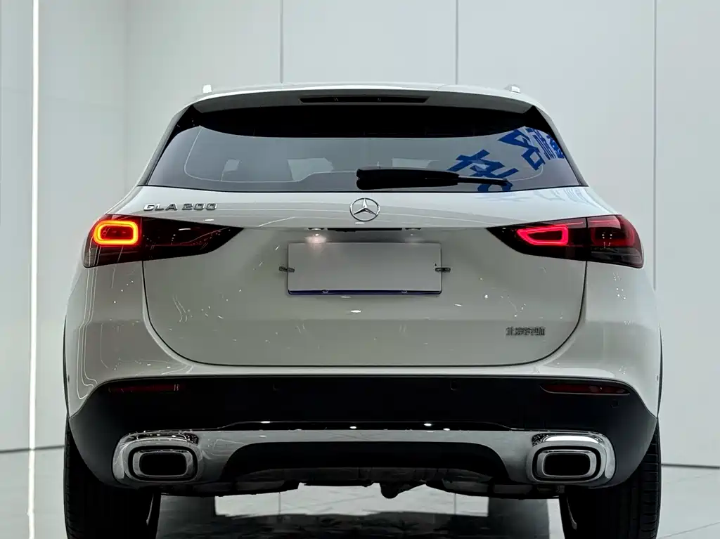 Mercedes-Benz GLA — миниатюра 15