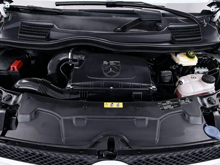 MERCEDES-BENZ V CLASS