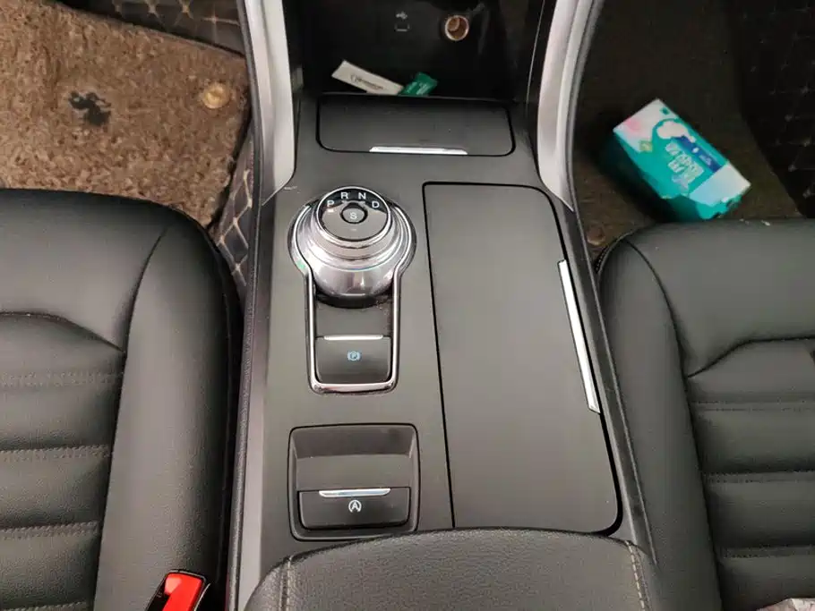Ford Mondeo — миниатюра 16