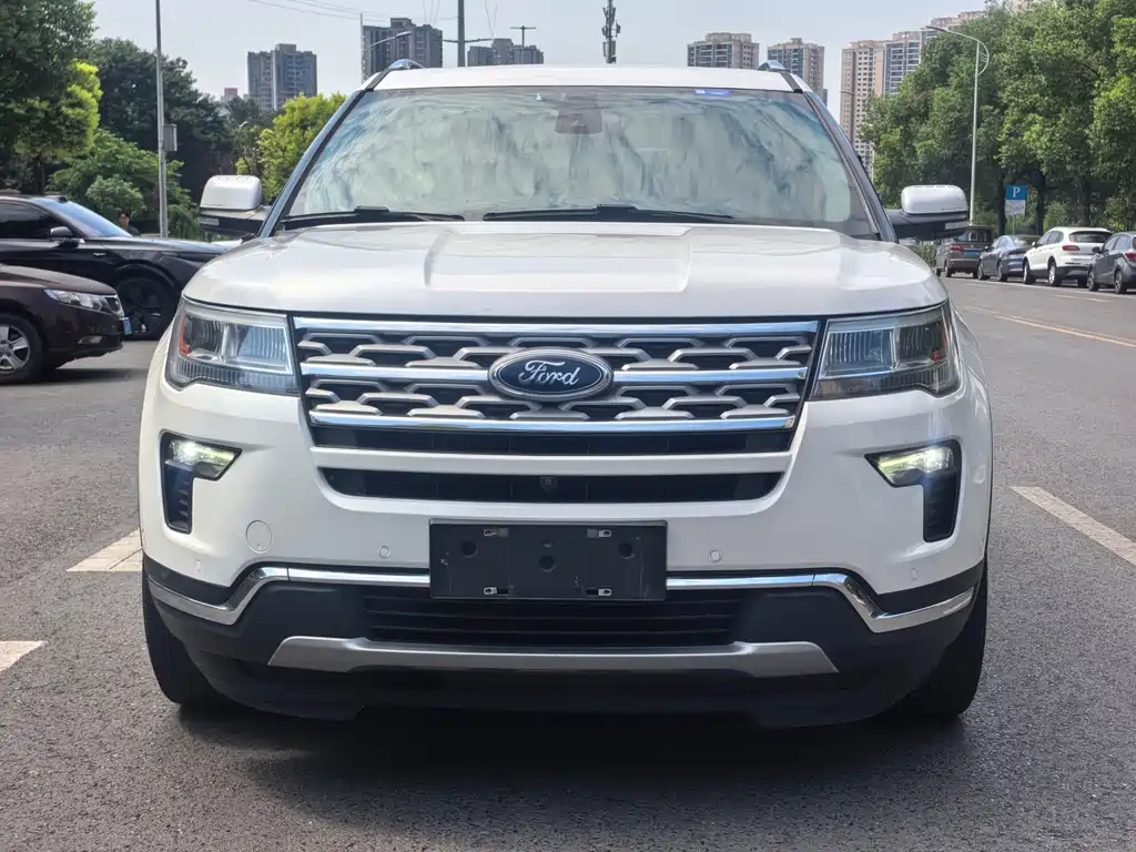 Ford Explorer (Import) — миниатюра 2
