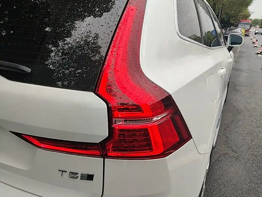 Volvo XC60 — миниатюра 8