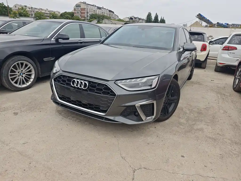 Audi A4L 2021