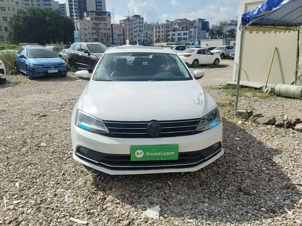 Volkswagen Sagitar — миниатюра 3