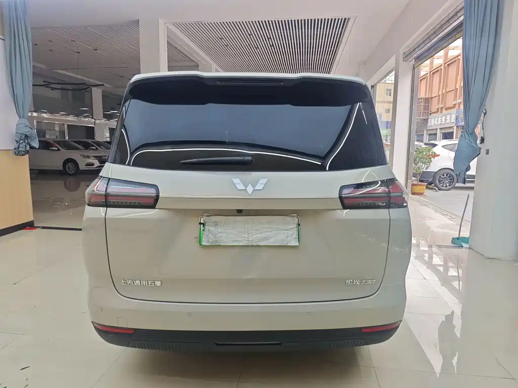 Wuling Xingguang 730 New Energy — миниатюра 24