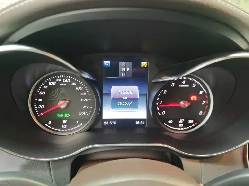 Mercedes-Benz GLC — миниатюра 12