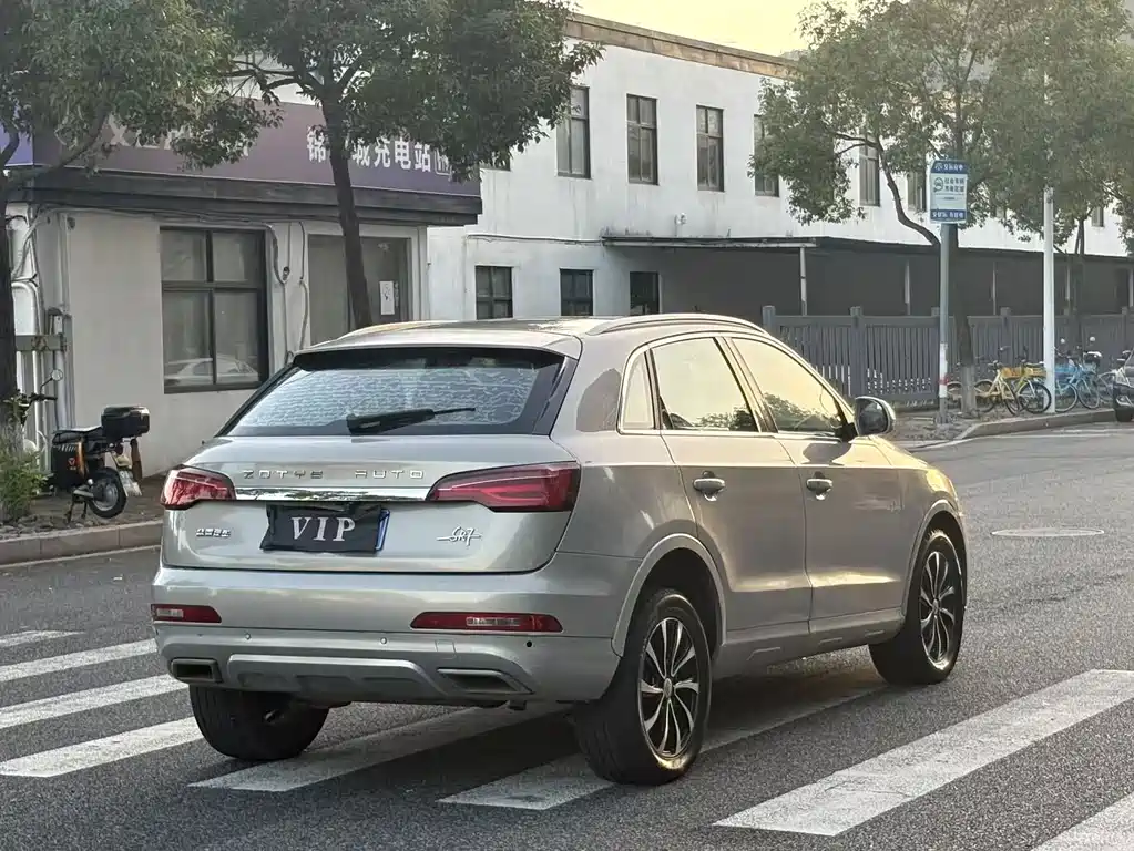 Zotye Zotye SR7 — миниатюра 5