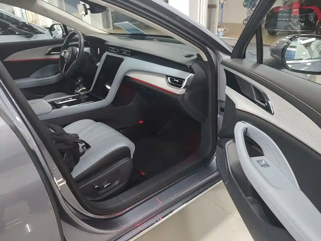 Hongqi Hongqi H5 PHEV — миниатюра 18