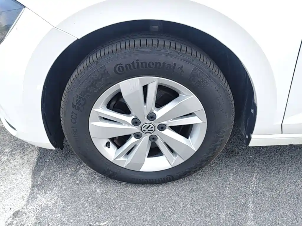 Volkswagen Polo — миниатюра 23