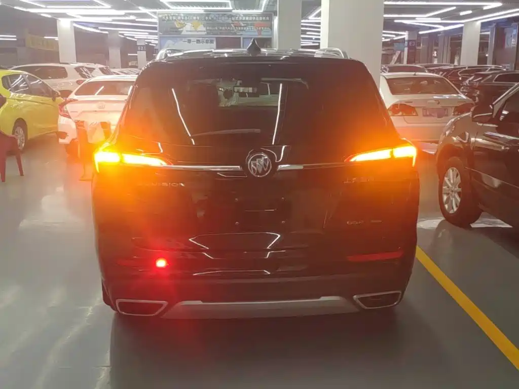 Buick Envision Plus — миниатюра 6