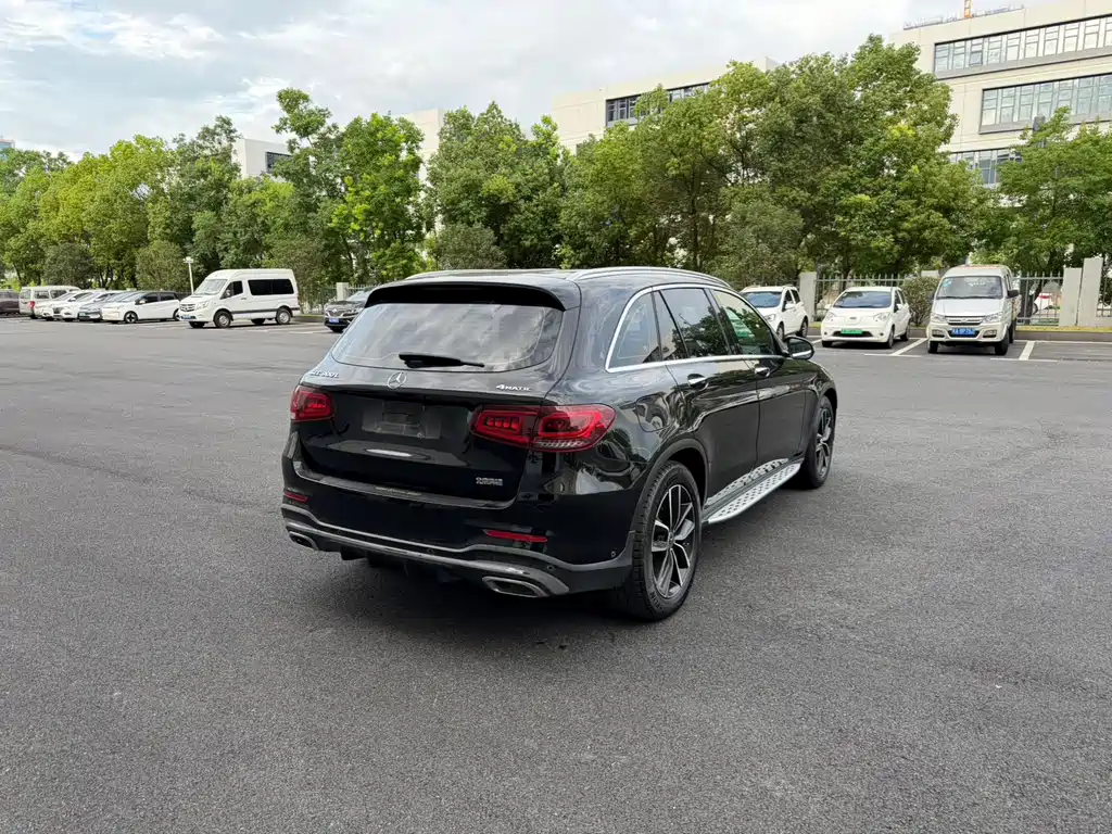 Mercedes-Benz GLC — миниатюра 9