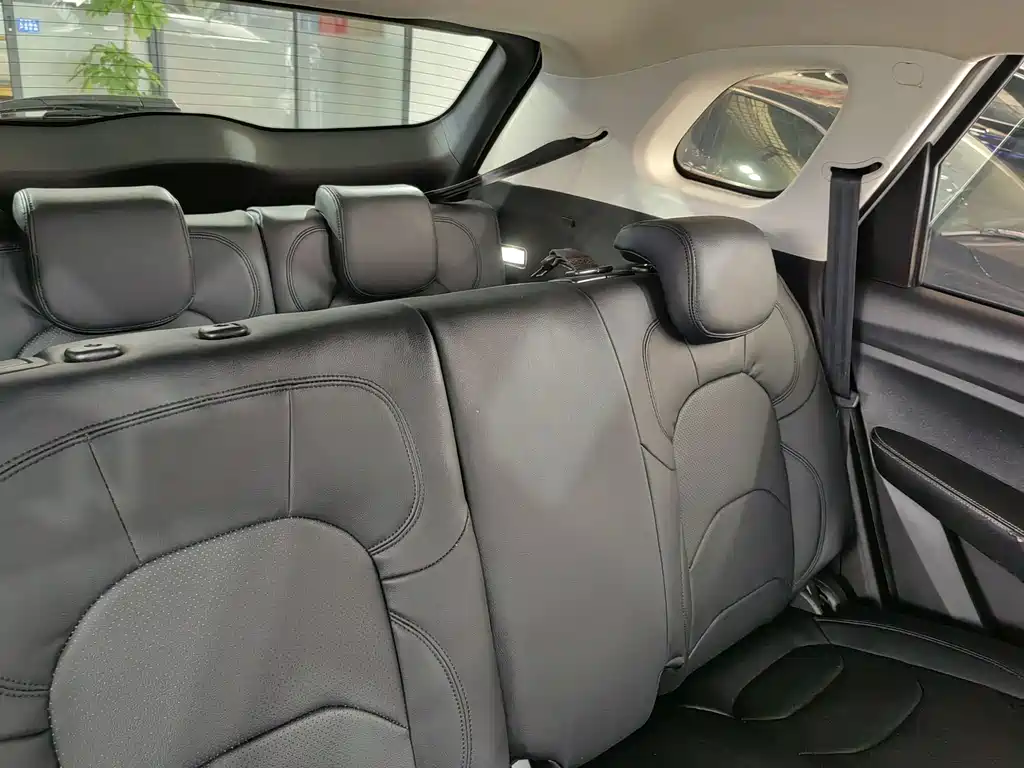 Baojun 530 — миниатюра 10