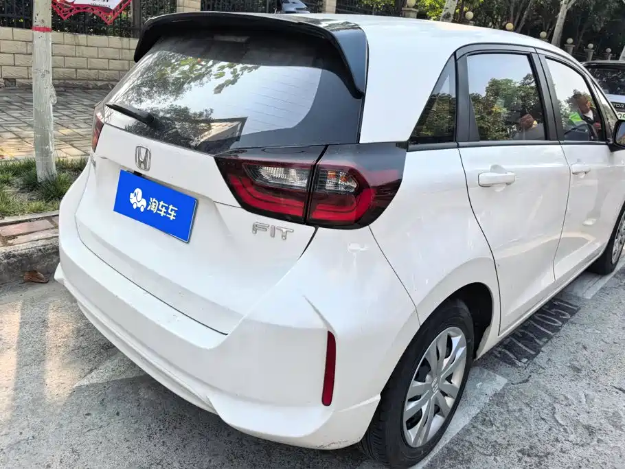 Honda Fit — миниатюра 3
