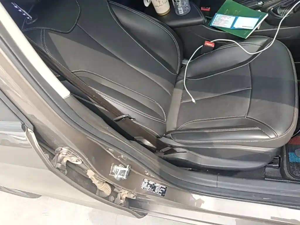 Buick Excelle — миниатюра 25