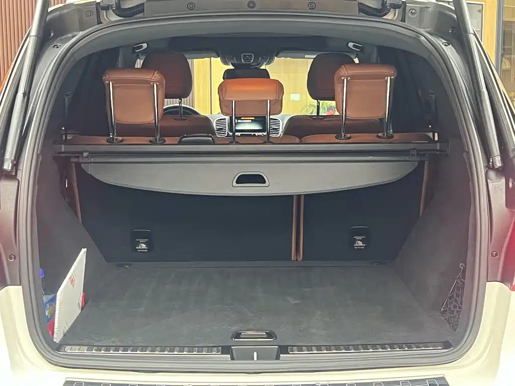 Mercedes-Benz GLE (Import) — миниатюра 33