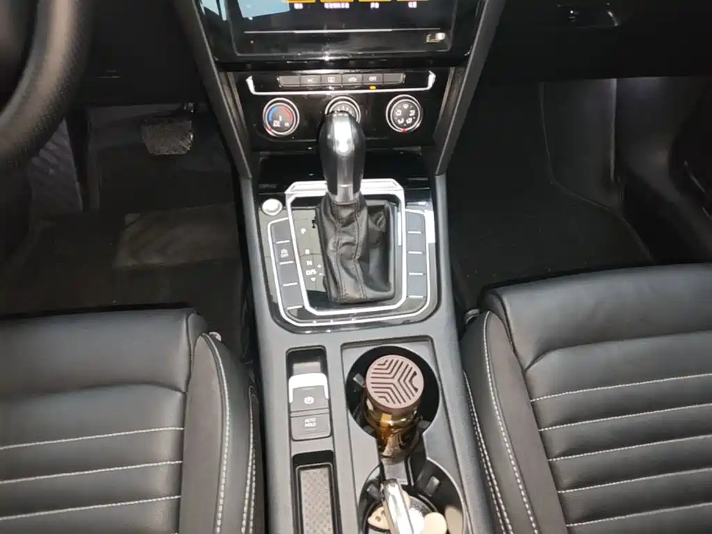 Volkswagen Magotan — миниатюра 14