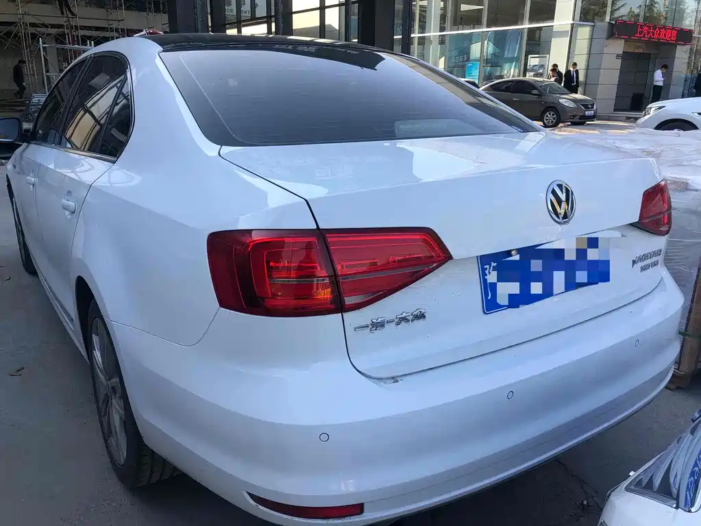 Volkswagen Sagitar — миниатюра 9