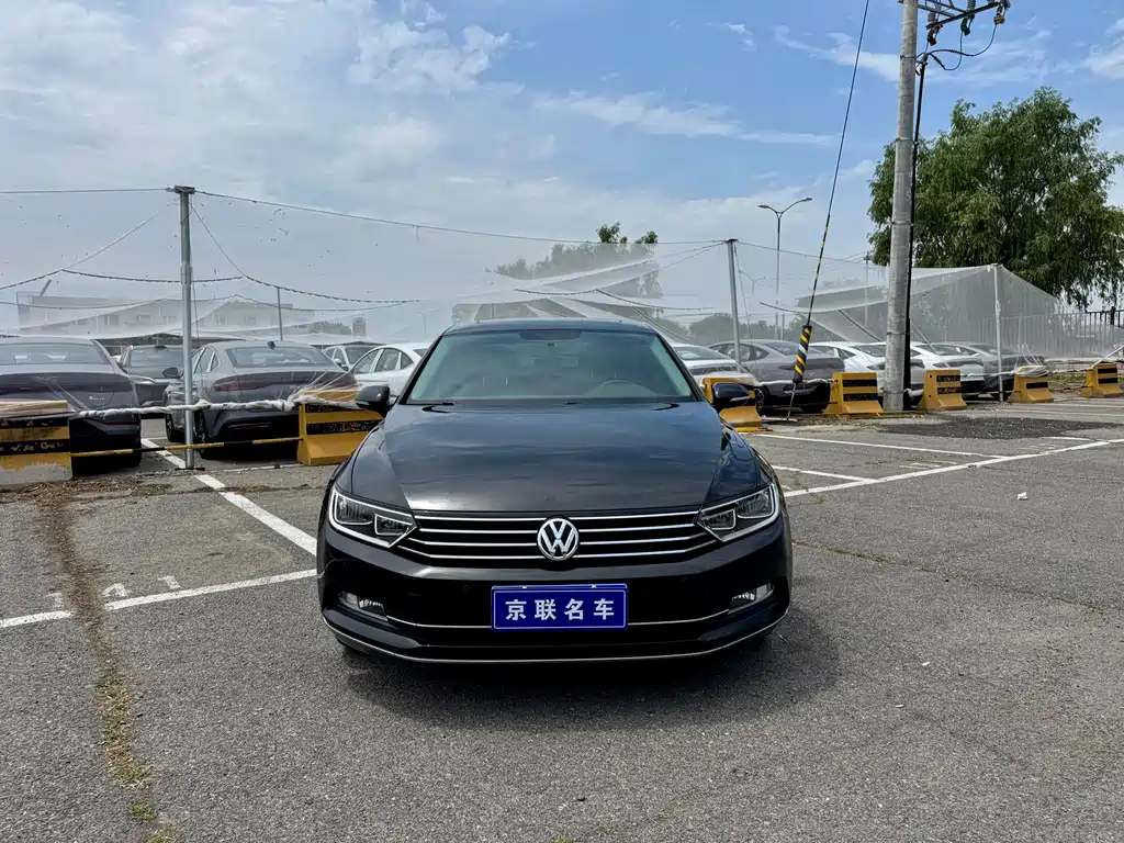 Volkswagen Magotan 2018 330TSI DSG Lead