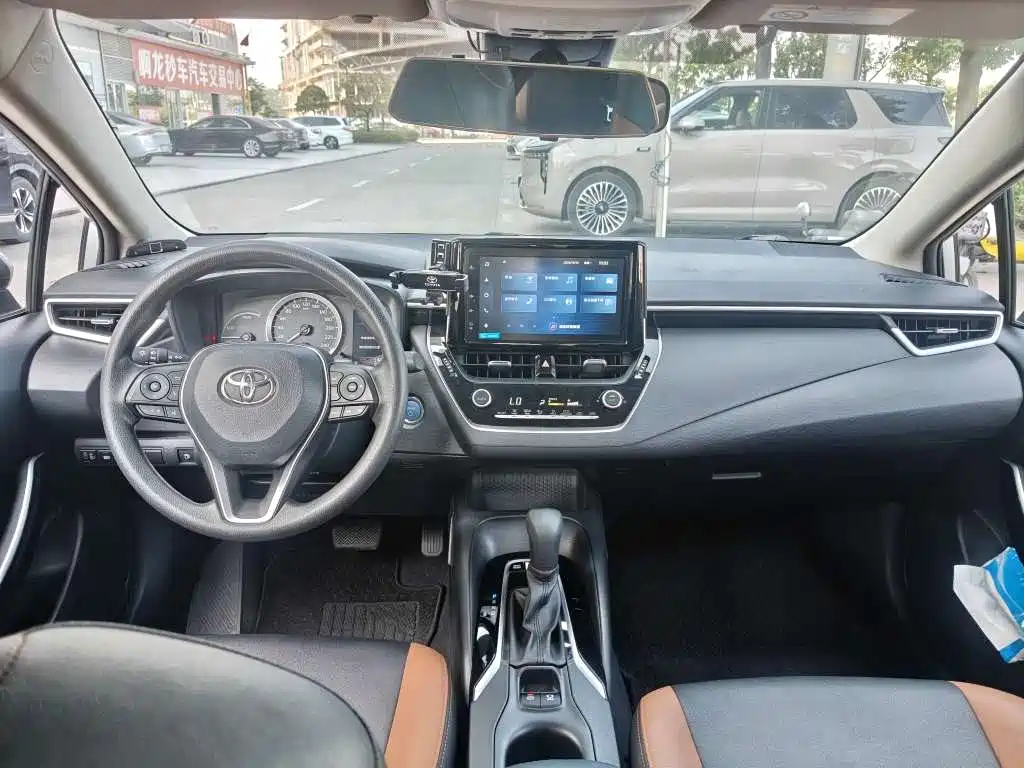 Toyota Corolla — миниатюра 7