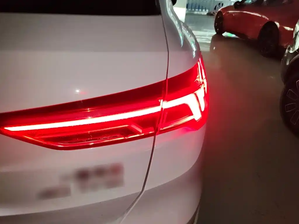 Audi Q3 — миниатюра 8