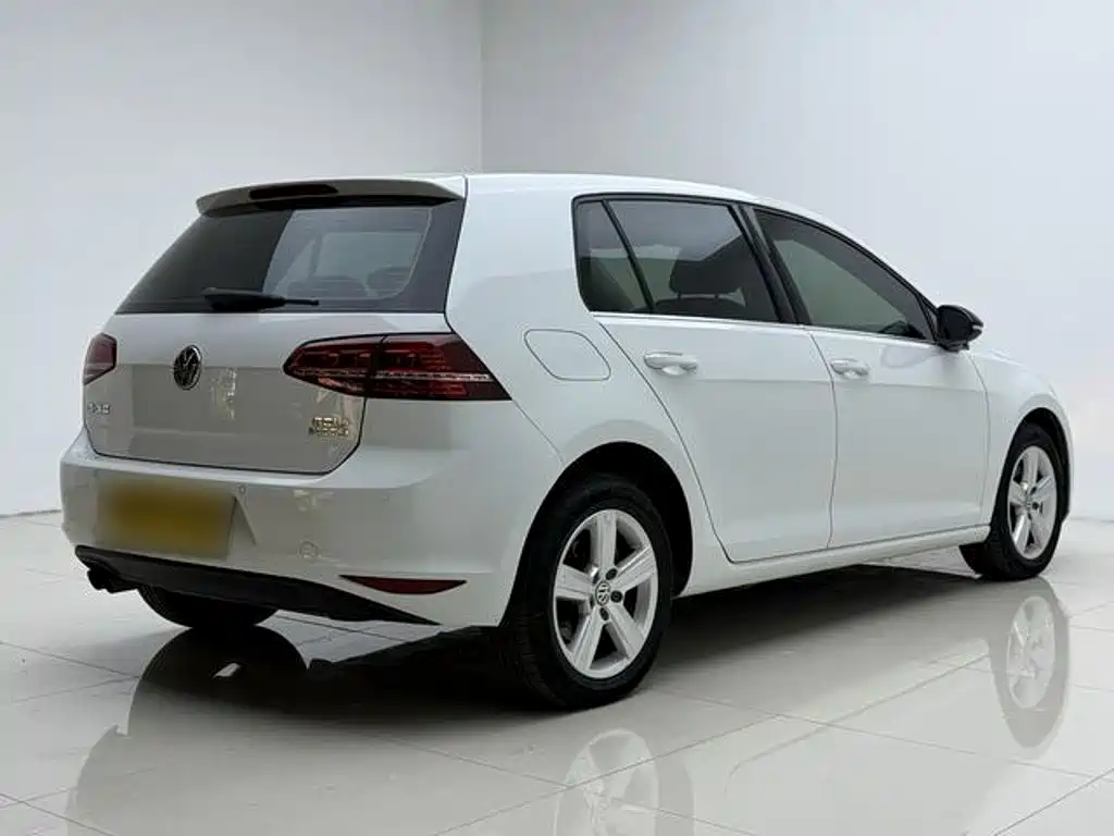 Volkswagen Golf — миниатюра 12