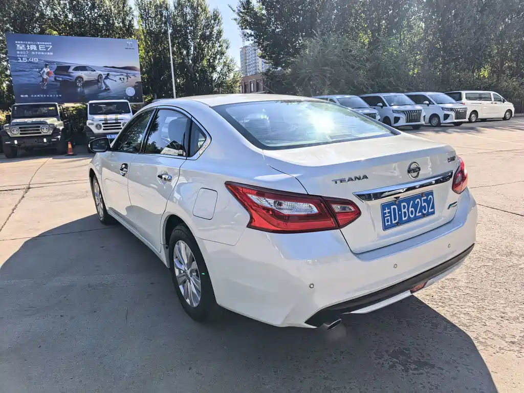 Nissan Teana — миниатюра 6