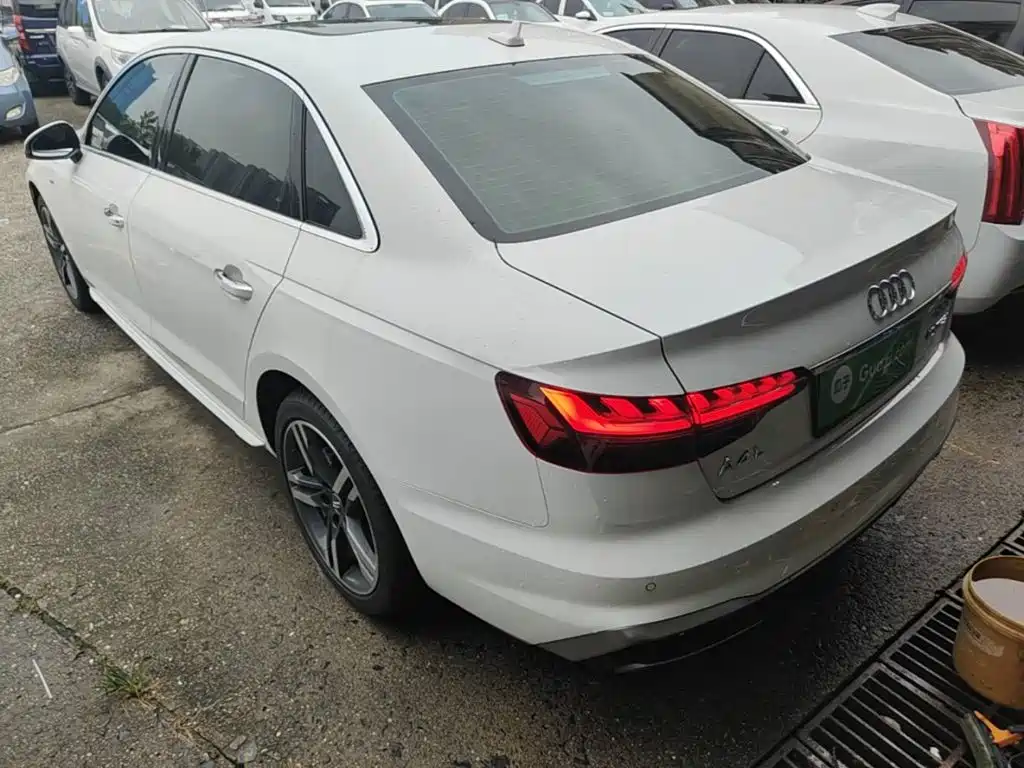 Audi A4L — миниатюра 5