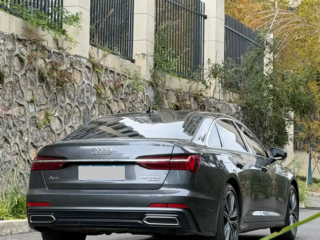 Audi A6L — миниатюра 9