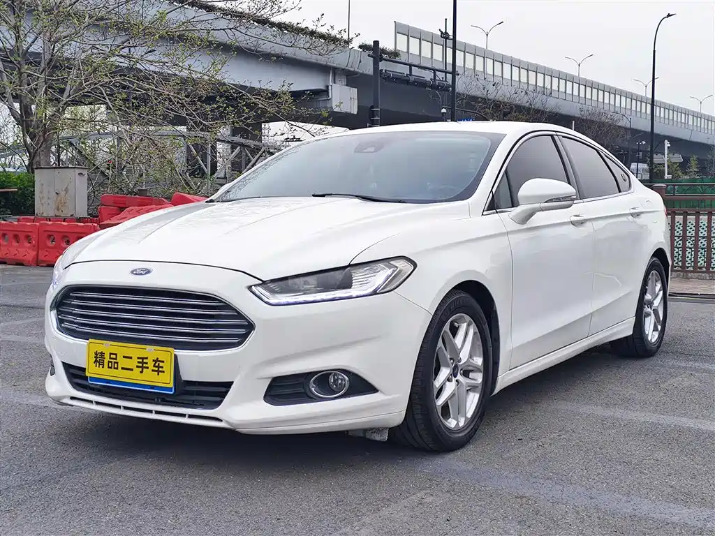 Ford Mondeo 2015