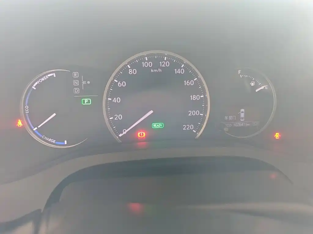 Lexus CT — миниатюра 12
