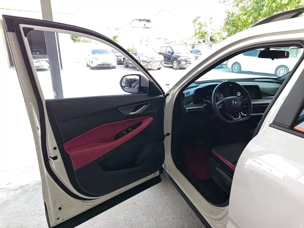 Changan CS35PLUS — миниатюра 16