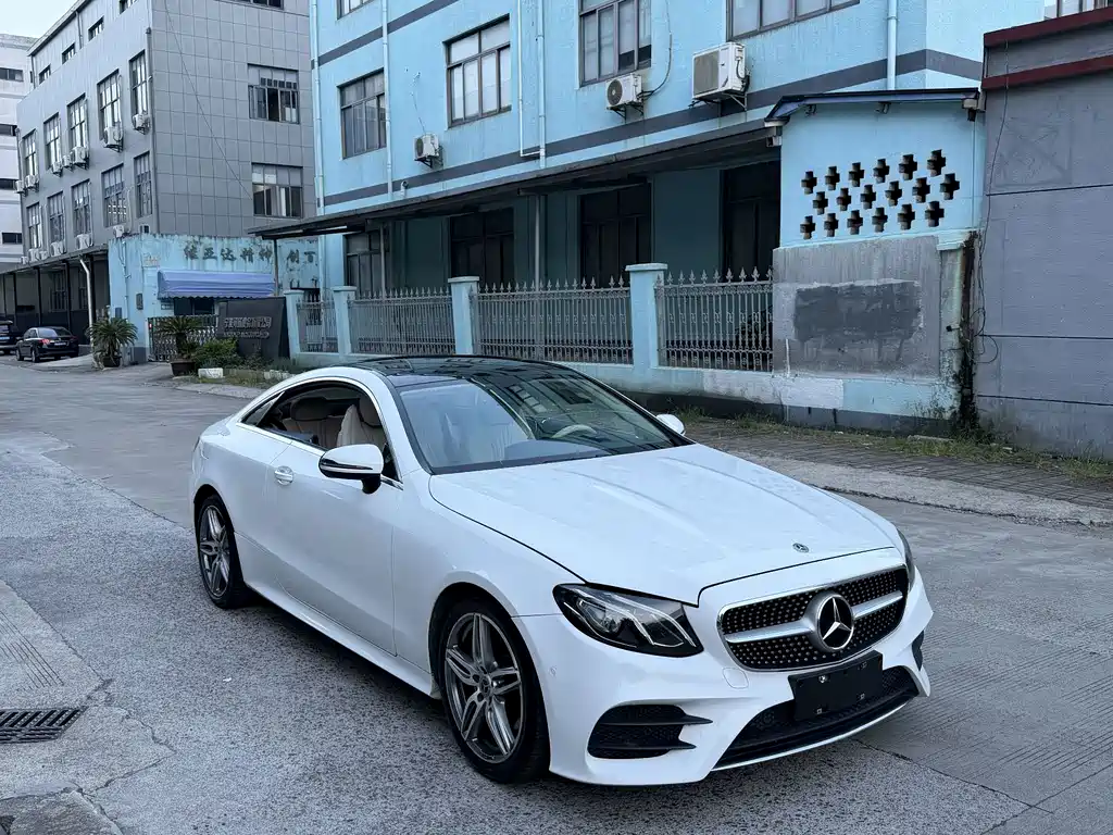 Mercedes-Benz E-Class (Import) — миниатюра 4