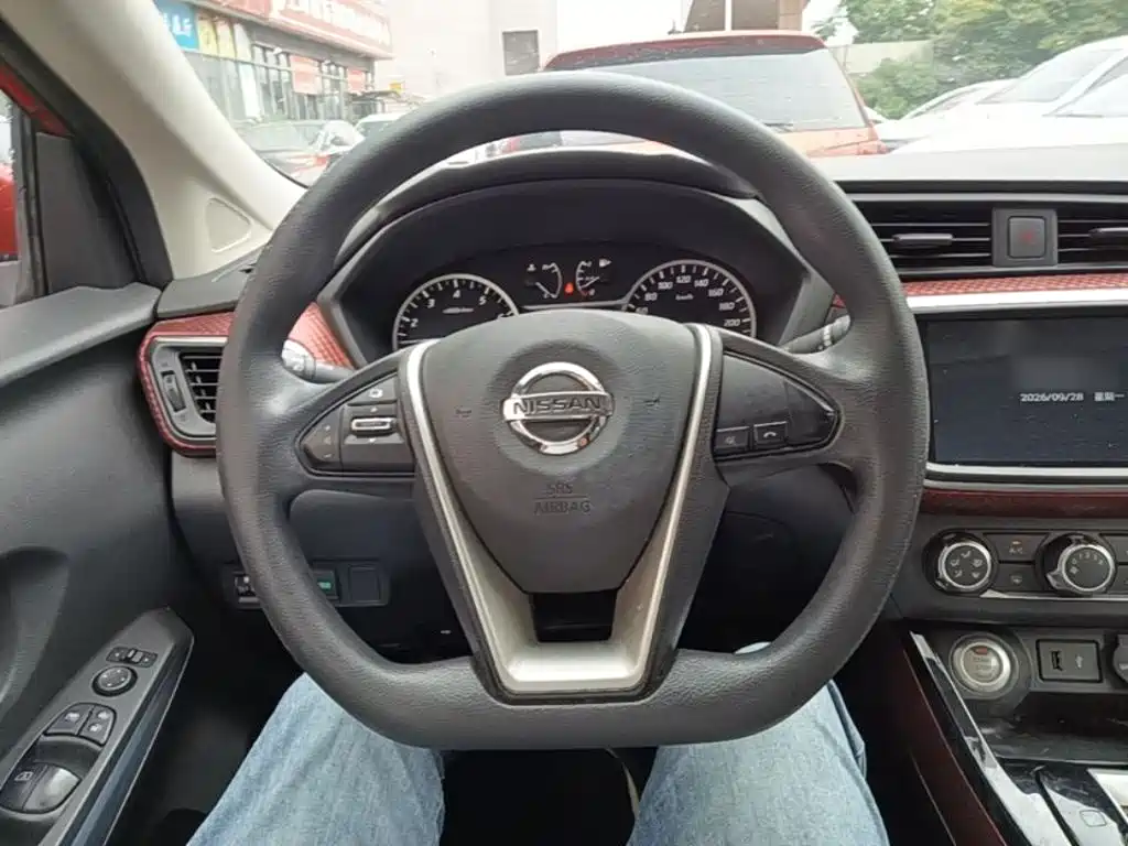 Nissan Bluebird — миниатюра 11
