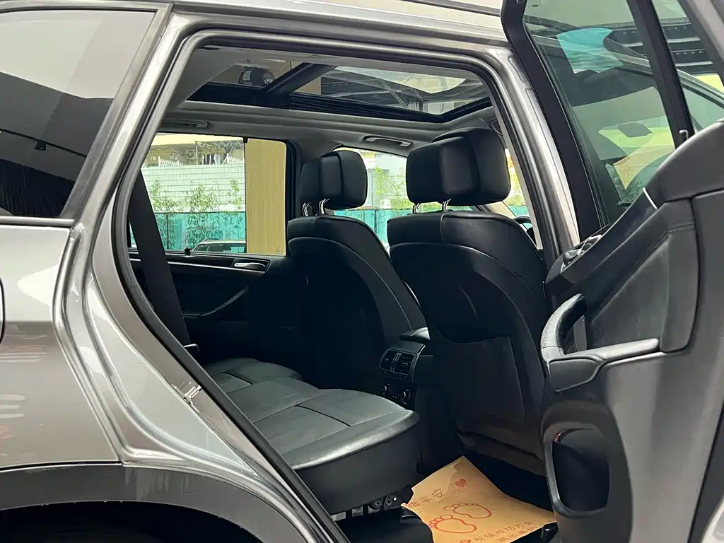BMW X5 (Import) — миниатюра 27