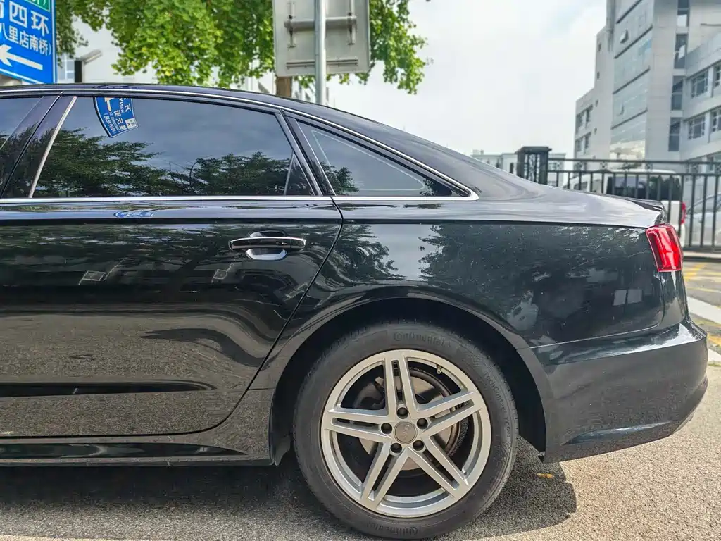 Audi A6L — миниатюра 31