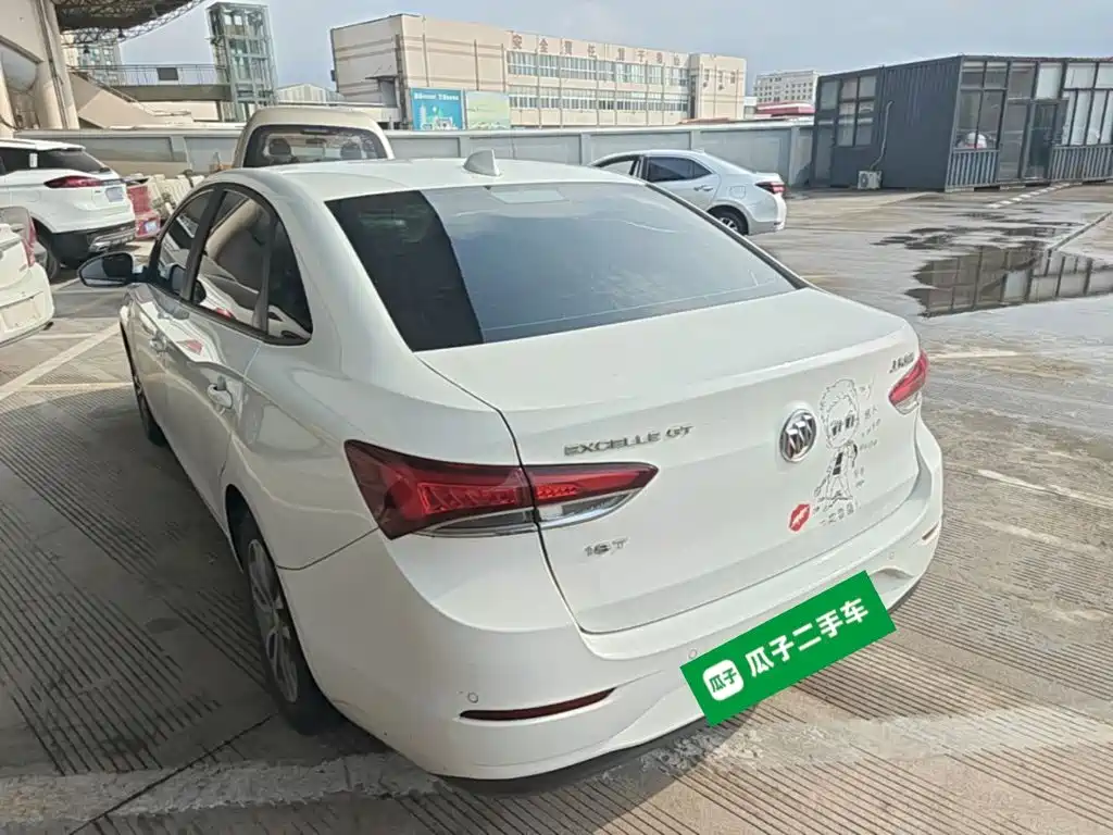 Buick Excelle — миниатюра 5