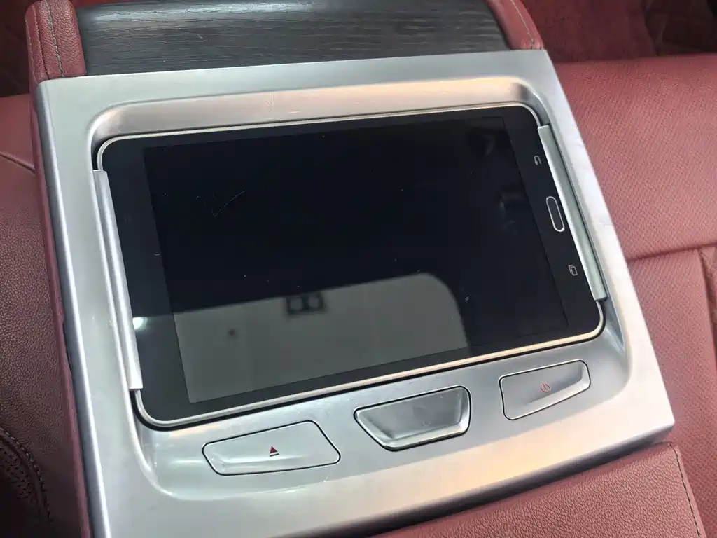 BMW 5 Series — миниатюра 18