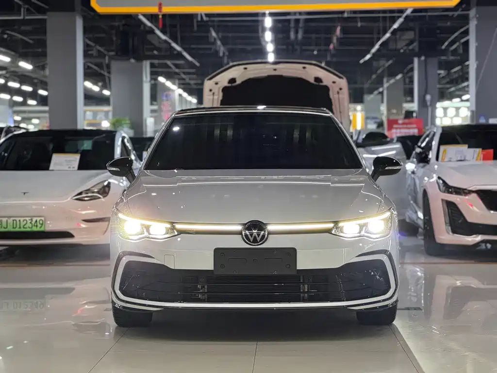 Volkswagen Golf — миниатюра 2