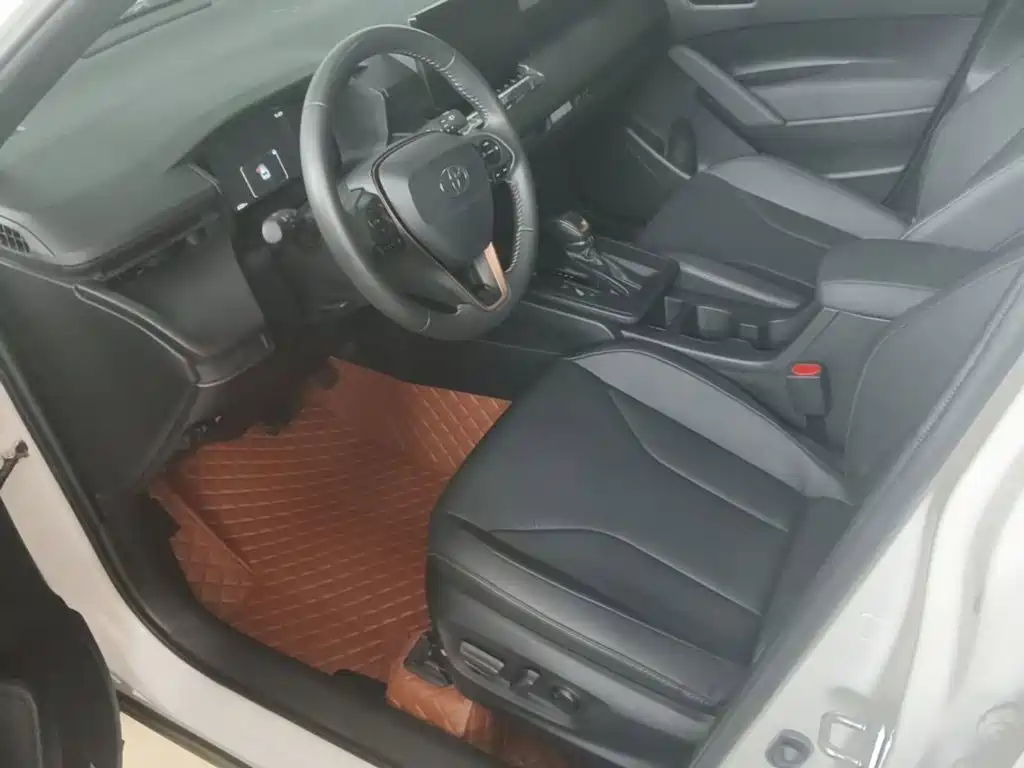 Toyota Frontlander — миниатюра 16
