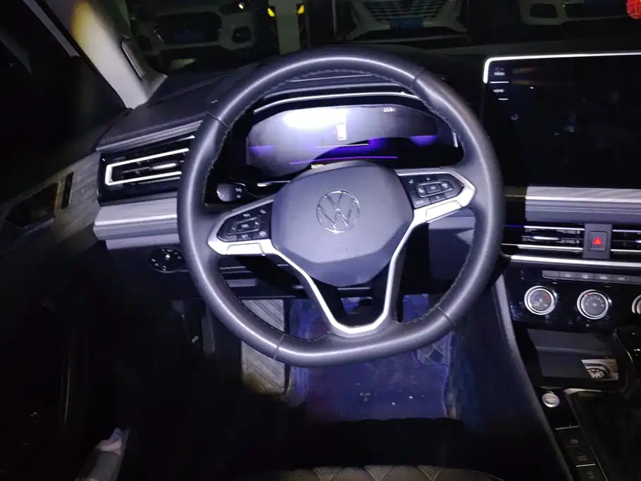Volkswagen Sagitar — миниатюра 15