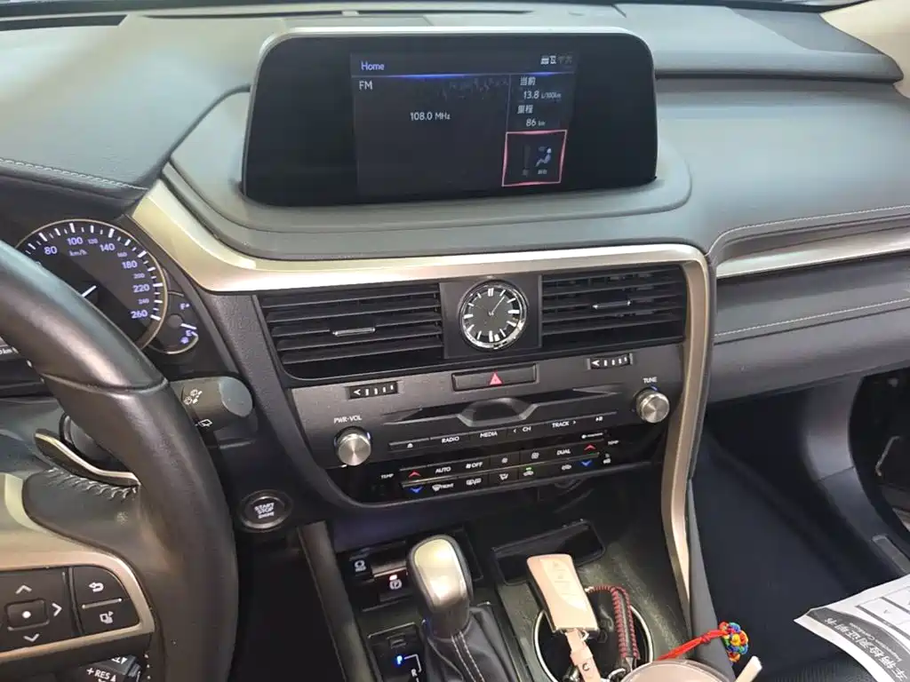 Lexus RX — миниатюра 18